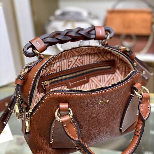 高仿chloe2020新品chloe Daria手袋精緻的雙拉鏈blpj12542
