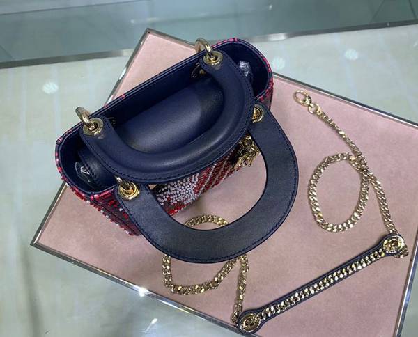 高仿名牌包DIORLady Dior三格刺繡桃紅獅子迷你手袋blpj12551 7 高仿名牌包DIORLady Dior三格刺繡桃紅獅子迷你手袋blpj12551