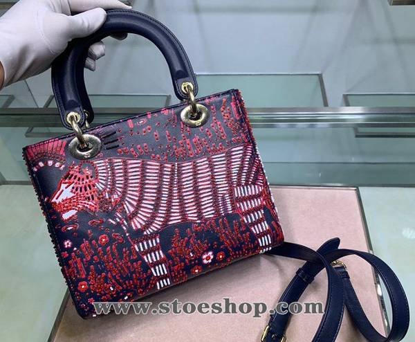 高仿包包批發DIORLady Dior 五格刺繡桃紅獅子棕色刺繡牛皮blpj12552 2 高仿包包批發DIORLady Dior 五格刺繡桃紅獅子棕色刺繡牛皮blpj12552