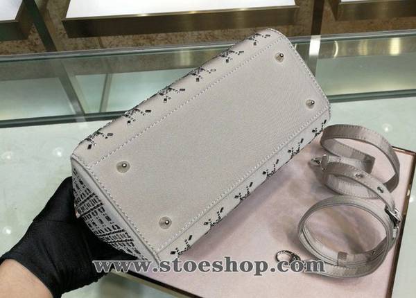 高仿精品推薦DIORLady Dior 五格絲綢燙鑽緞面鑲鑽戴妃包blpj12556 4 高仿精品推薦DIORLady Dior 五格絲綢燙鑽緞面鑲鑽戴妃包blpj12556