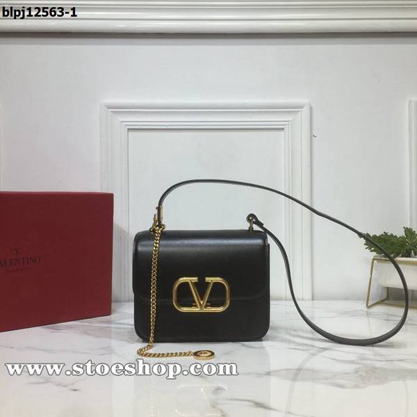 奢侈品1：1ValentinoValentino Garavani VSLING 亮澤小牛皮肩背包搭配可延長肩帶blpj12563