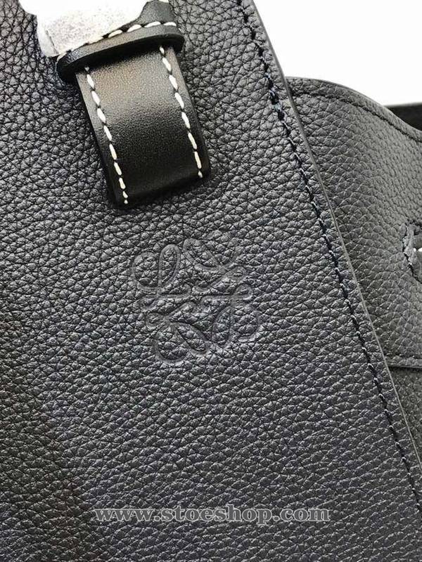 高仿包LOEWE春夏新品吊床包 Hammock bag 獨特拉繩式開口替代經典拉鏈設計 肩背,手提,斜挎採用一級牛皮blpj12667 6 高仿包LOEWE春夏新品吊床包 Hammock bag 獨特拉繩式開口替代經典拉鏈設計 肩背,手提,斜挎採用一級牛皮blpj12667