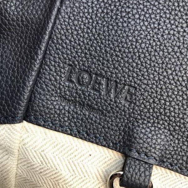 高仿包LOEWE春夏新品吊床包 Hammock bag 獨特拉繩式開口替代經典拉鏈設計 肩背,手提,斜挎採用一級牛皮blpj12667 15 高仿包LOEWE春夏新品吊床包 Hammock bag 獨特拉繩式開口替代經典拉鏈設計 肩背,手提,斜挎採用一級牛皮blpj12667