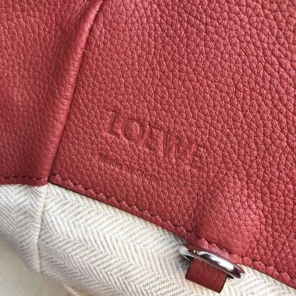 高仿包LOEWE春夏新品吊床包 Hammock bag 獨特拉繩式開口替代經典拉鏈設計 肩背，手提，斜挎採用一級牛皮blpj12668