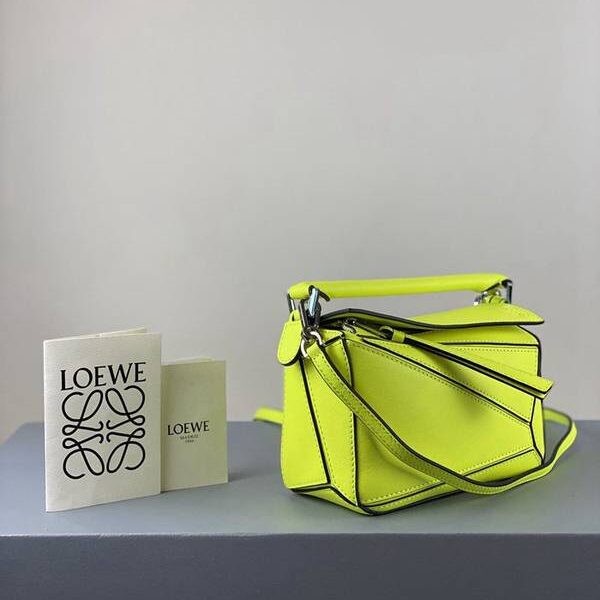 高仿包LOEWE迷你瑩光黃Low PUZZLE 德國進口莎菲線blpj12713