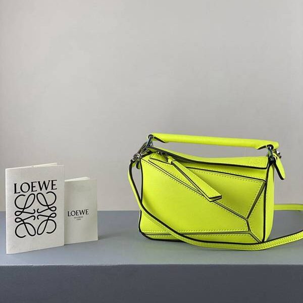 高仿包LOEWE迷你瑩光黃Low PUZZLE 德國進口莎菲線blpj12713