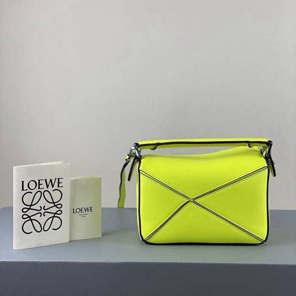 高仿包LOEWE迷你瑩光黃Low PUZZLE 德國進口莎菲線blpj12713
