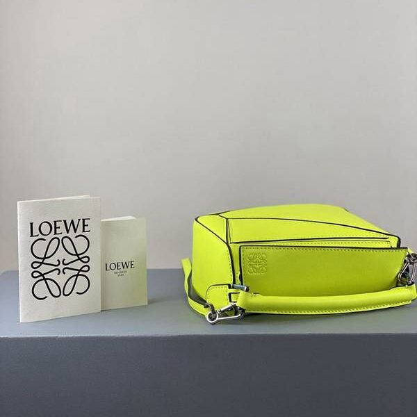 高仿包LOEWE迷你瑩光黃Low PUZZLE 德國進口莎菲線blpj12713