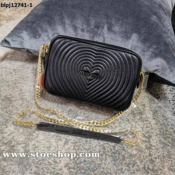 高仿名牌miumiu新款桃心包5BH118C頂級進口Matelasse小羊皮blpj12741