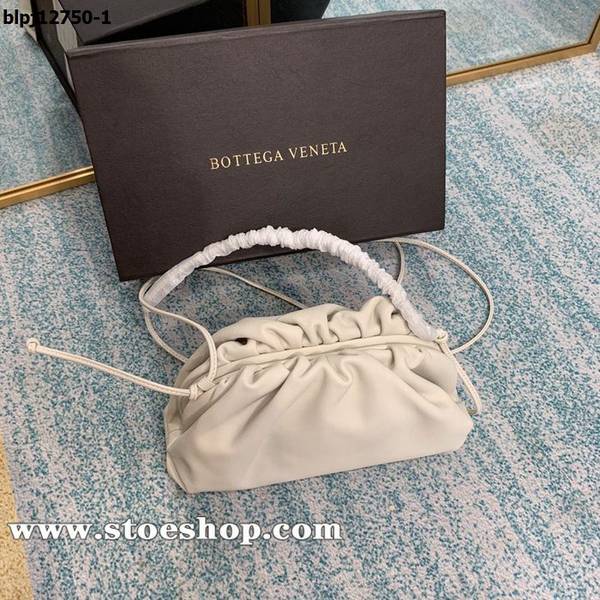 高仿包BOTTEGA VENETABottega Veneta餃子包 雲朵包blpj12750