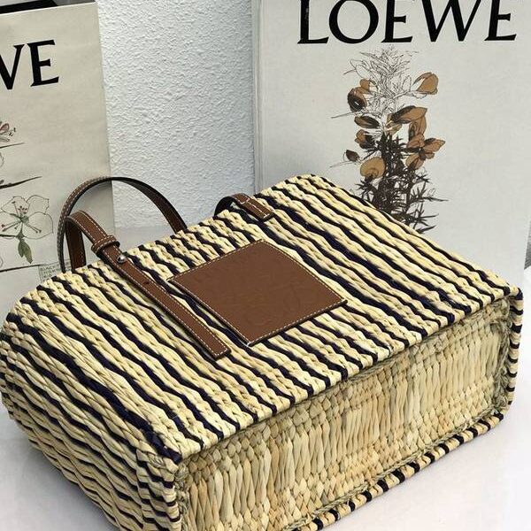 最高等級LOEWE菜籃包Basket手袋由蘆葦和小牛皮製成blpj12776