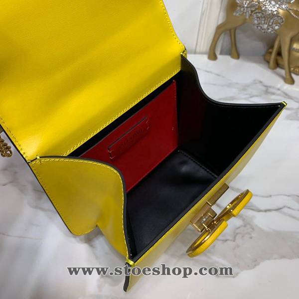 時尚a貨Valentino檸檬Valentino Garavani VSLING 亮澤小牛皮肩背包blpj12829 8 時尚a貨Valentino檸檬Valentino Garavani VSLING 亮澤小牛皮肩背包blpj12829