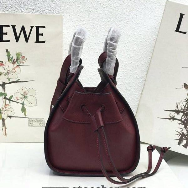 a貨LOEWE酒紅平紋皮mini hammock bag吊床包全牛皮blpj12864