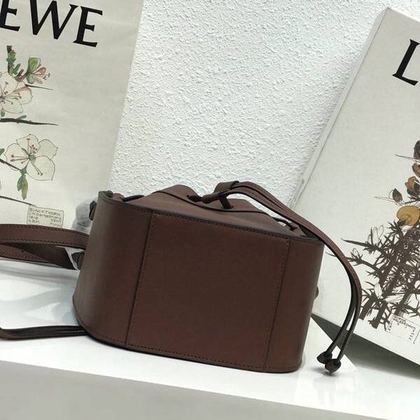 頂級1：1LOEWE咖啡色平紋皮mini hammock bag吊床包全牛皮blpj12865
