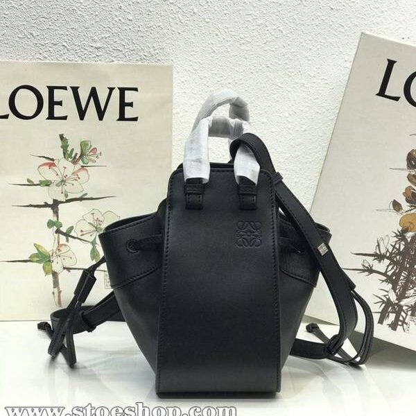 原單LOEWE黑平紋皮mini hammock bag吊床包全牛皮blpj12866