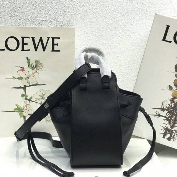 原單LOEWE黑平紋皮mini hammock bag吊床包全牛皮blpj12866