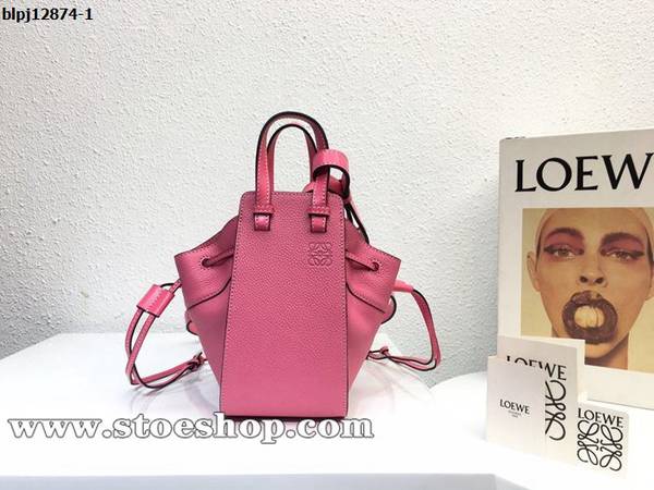 頂級高仿 LOEWE mini hammock bag吊床包\薔薇粉