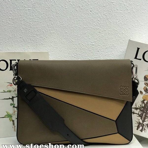 高仿包LOEWE羅意威專櫃新款Puzzle 男款系列杏拼立方體造型進口西班牙小牛皮blpj12880