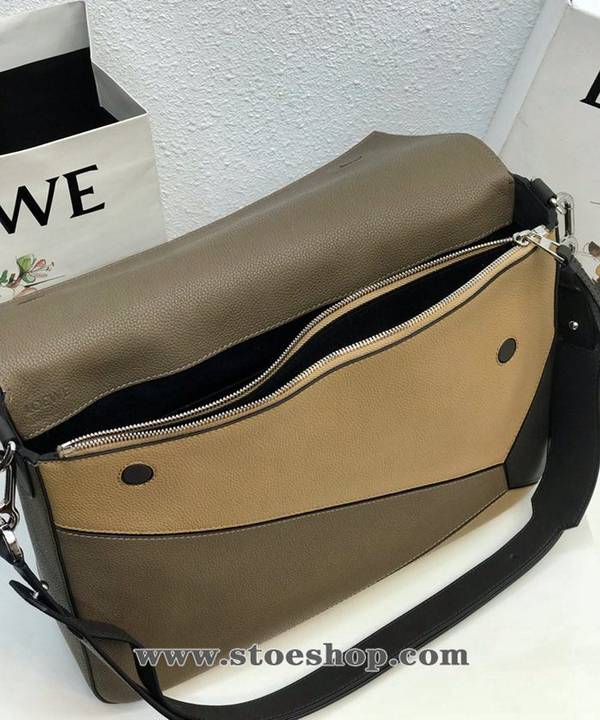 高仿包LOEWE羅意威專櫃新款Puzzle 男款系列杏拼立方體造型進口西班牙小牛皮blpj12880 6 高仿包LOEWE羅意威專櫃新款Puzzle 男款系列杏拼立方體造型進口西班牙小牛皮blpj12880