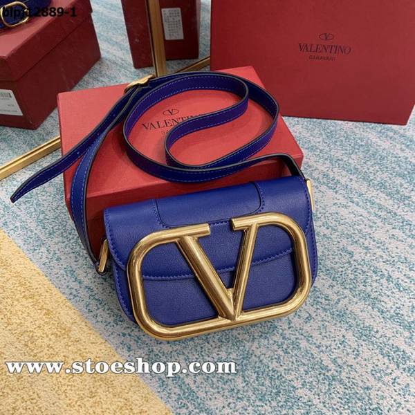 最高等級Valentino陶藍色金扣風琴包Valentino Garavani MAXI 2020款金屬LOGO小牛皮斜挎包blpj12889