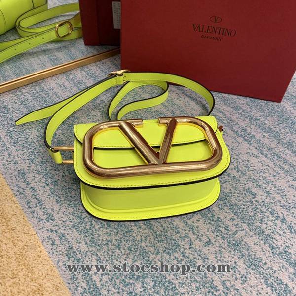 高仿包包批發Valentino螢光黃金扣風琴包Valentino Garavani MAXI 2020款金屬LOGO小牛皮斜挎包blpj12891 8 高仿包包批發Valentino螢光黃金扣風琴包Valentino Garavani MAXI 2020款金屬LOGO小牛皮斜挎包blpj12891
