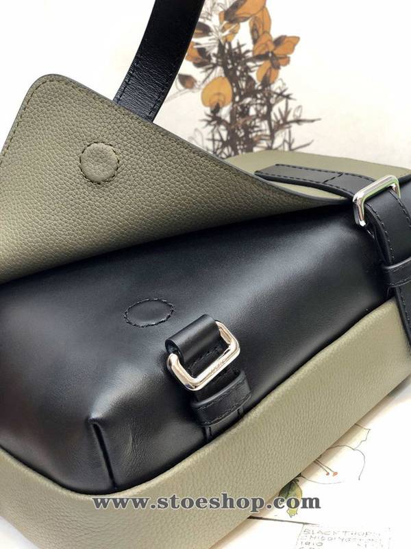 時尚a貨LOEWE新款XS郵差包military messenger經信典使包枝荔紋小牛皮blpj12942 4 時尚a貨LOEWE新款XS郵差包military messenger經信典使包枝荔紋小牛皮blpj12942