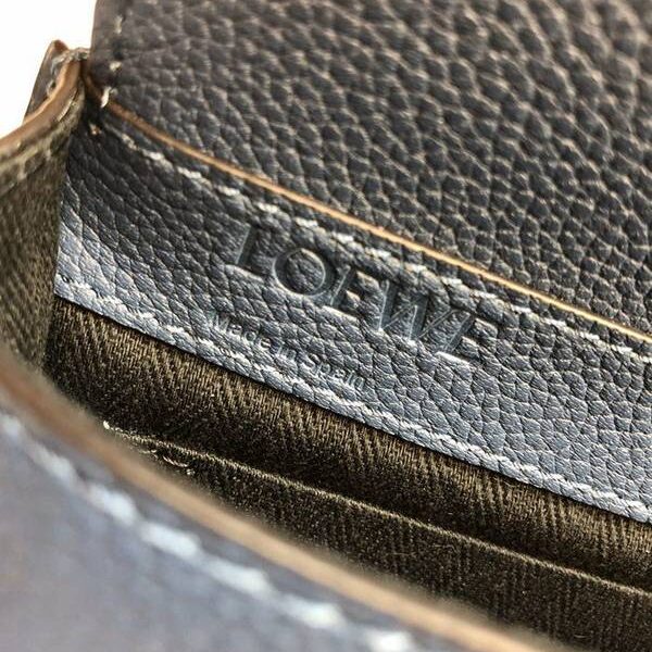 A貨之家LOEWEMilitary Bumbag Loewe 最新男仕腰包粒面牛皮blpj12944 15 A貨之家LOEWEMilitary Bumbag Loewe 最新男仕腰包粒面牛皮blpj12944