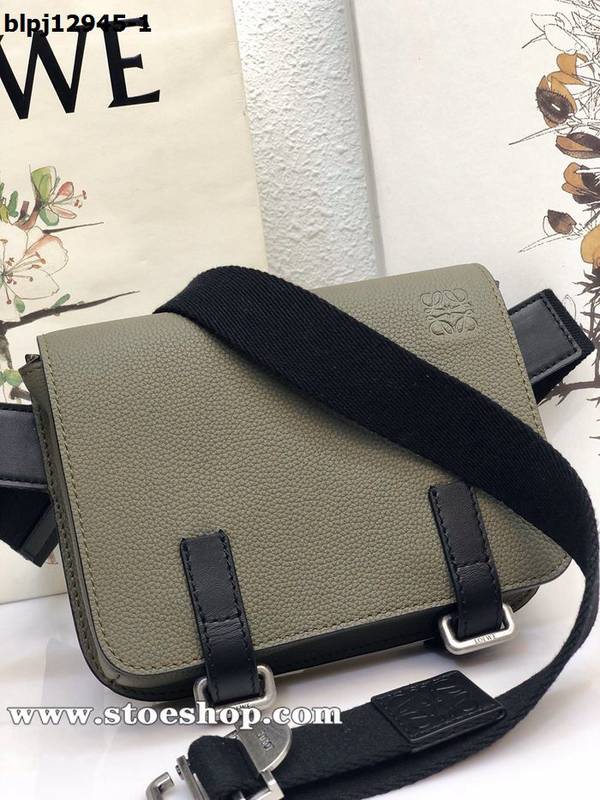 高仿包包LOEWEMilitary Bumbag Loewe 最新男仕腰包粒面牛皮blpj12945 1 高仿包包LOEWEMilitary Bumbag Loewe 最新男仕腰包粒面牛皮blpj12945