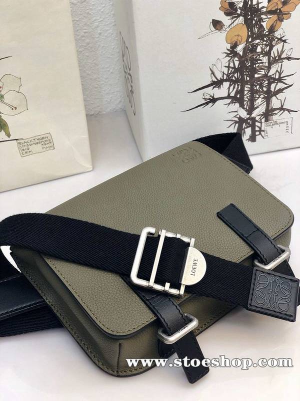 高仿包包LOEWEMilitary Bumbag Loewe 最新男仕腰包粒面牛皮blpj12945 3 高仿包包LOEWEMilitary Bumbag Loewe 最新男仕腰包粒面牛皮blpj12945