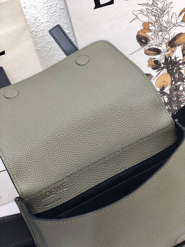 高仿包包LOEWEMilitary Bumbag Loewe 最新男仕腰包粒面牛皮blpj12945 7 高仿包包LOEWEMilitary Bumbag Loewe 最新男仕腰包粒面牛皮blpj12945