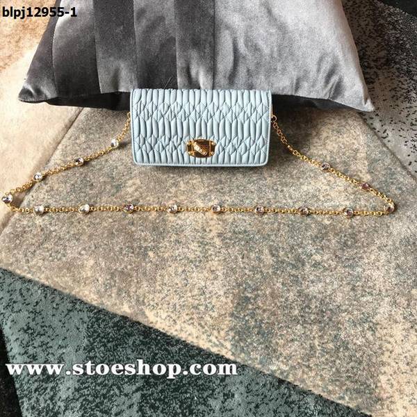 經典款A貨miumiu金扣霧霾藍色5DH044 Matelasse珠光小羊皮blpj12955