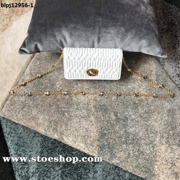 高仿miumiu金扣白色5DH044 Matelasse珠光小羊皮blpj12956