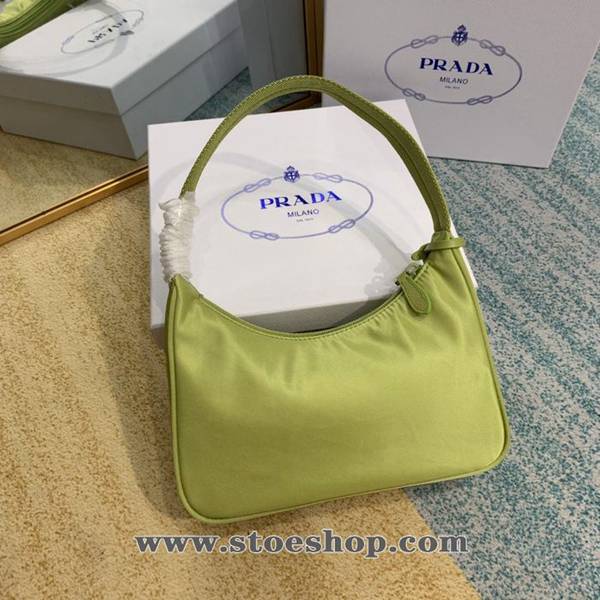 高仿包prada牛油果Prada 爆款Hobo腋下包blpj12992 2 高仿包prada牛油果Prada 爆款Hobo腋下包blpj12992