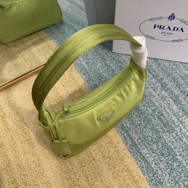 高仿包prada牛油果Prada 爆款Hobo腋下包blpj12992 5 高仿包prada牛油果Prada 爆款Hobo腋下包blpj12992