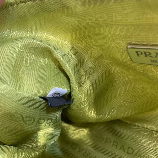 高仿包prada牛油果Prada 爆款Hobo腋下包blpj12992 9 高仿包prada牛油果Prada 爆款Hobo腋下包blpj12992