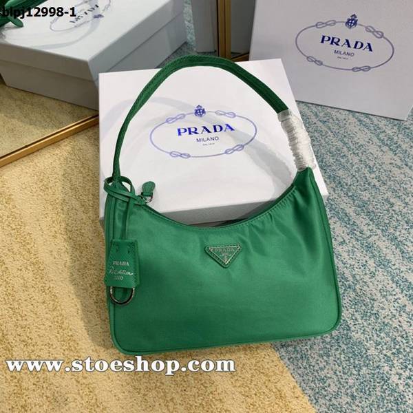 奢侈品prada竹子綠Prada 爆款Hobo腋下包blpj12998 1 奢侈品prada竹子綠Prada 爆款Hobo腋下包blpj12998