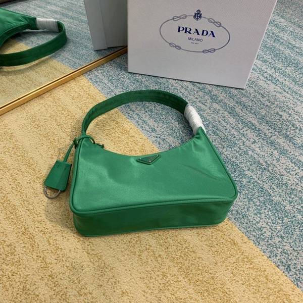 奢侈品prada竹子綠Prada 爆款Hobo腋下包blpj12998 9 奢侈品prada竹子綠Prada 爆款Hobo腋下包blpj12998