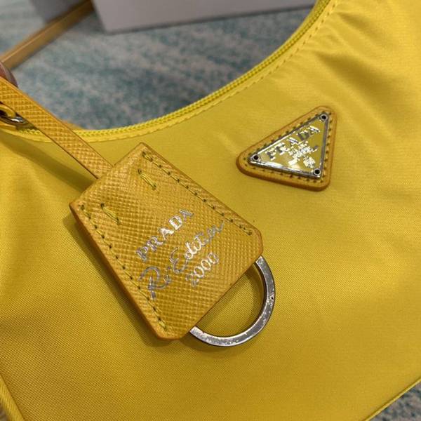 竭誠精品prada小雞黃Prada 爆款Hobo腋下包blpj12999 5 竭誠精品prada小雞黃Prada 爆款Hobo腋下包blpj12999