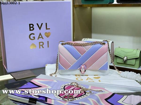 最高等級BVLGARISerpenti Cabochon系列肩包柔軟多彩小牛皮翻蓋白瑪瑙色小牛皮blpj13002
