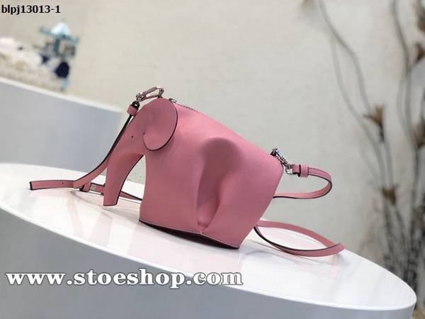 高仿包包LOEWE羅意威專櫃新款牛皮小象包Loewe Elephant小象包blpj13013