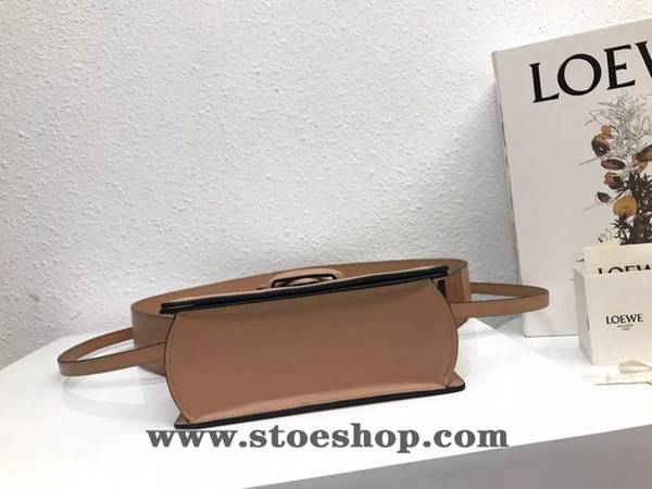 高仿精品celine杏粉羅家 Barcelona 三角包 進口box紋小牛皮blpj13017 4 高仿精品celine杏粉羅家 Barcelona 三角包 進口box紋小牛皮blpj13017