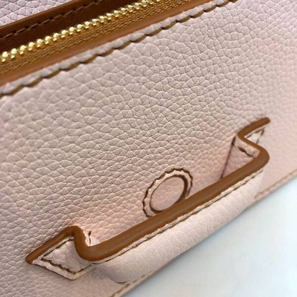 頂級1：1LOEWEBarcelona bag冰粉柔軟珠地小牛皮搭配經典撞色小牛皮blpj13028