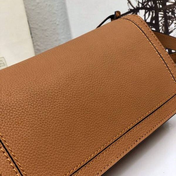 竭誠精品LOEWEBarcelona bag 棕色柔軟珠地小牛皮搭配經典撞色小牛皮blpj13030 10 竭誠精品LOEWEBarcelona bag 棕色柔軟珠地小牛皮搭配經典撞色小牛皮blpj13030