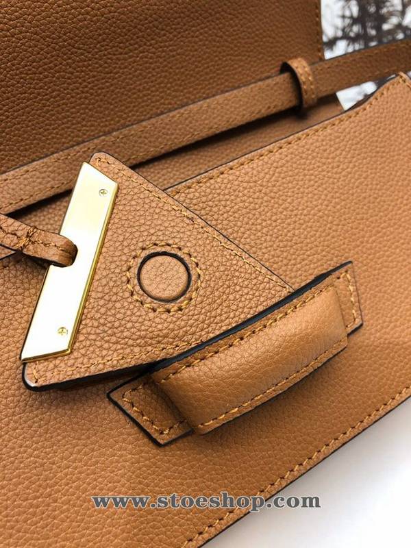 竭誠精品LOEWEBarcelona bag 棕色柔軟珠地小牛皮搭配經典撞色小牛皮blpj13030 6 竭誠精品LOEWEBarcelona bag 棕色柔軟珠地小牛皮搭配經典撞色小牛皮blpj13030