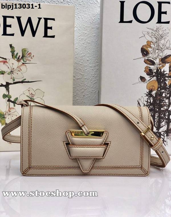 頂級高仿LOEWEBarcelona bag 砂白柔軟珠地小牛皮搭配經典撞色小牛皮blpj13031 1 頂級高仿LOEWEBarcelona bag 砂白柔軟珠地小牛皮搭配經典撞色小牛皮blpj13031