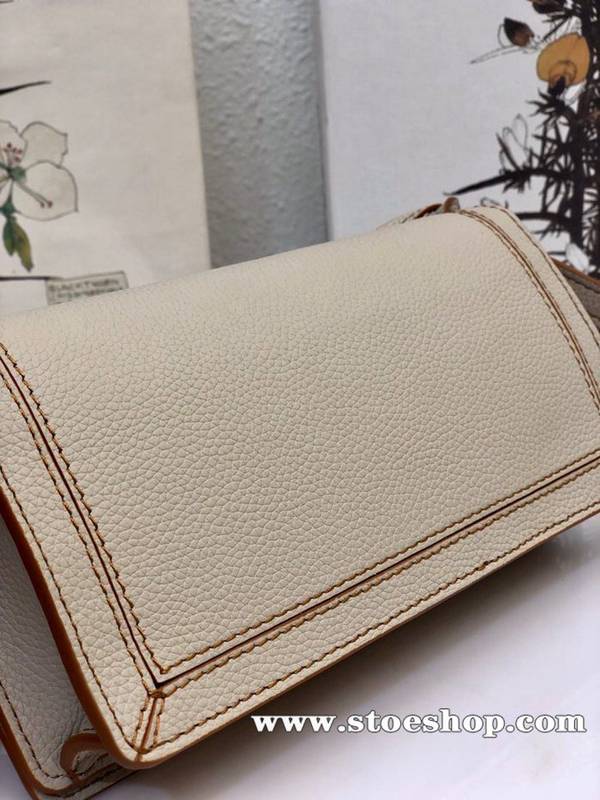 頂級高仿LOEWEBarcelona bag 砂白柔軟珠地小牛皮搭配經典撞色小牛皮blpj13031 3 頂級高仿LOEWEBarcelona bag 砂白柔軟珠地小牛皮搭配經典撞色小牛皮blpj13031