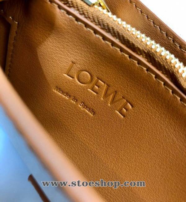 頂級高仿LOEWEBarcelona bag 砂白柔軟珠地小牛皮搭配經典撞色小牛皮blpj13031 8 頂級高仿LOEWEBarcelona bag 砂白柔軟珠地小牛皮搭配經典撞色小牛皮blpj13031