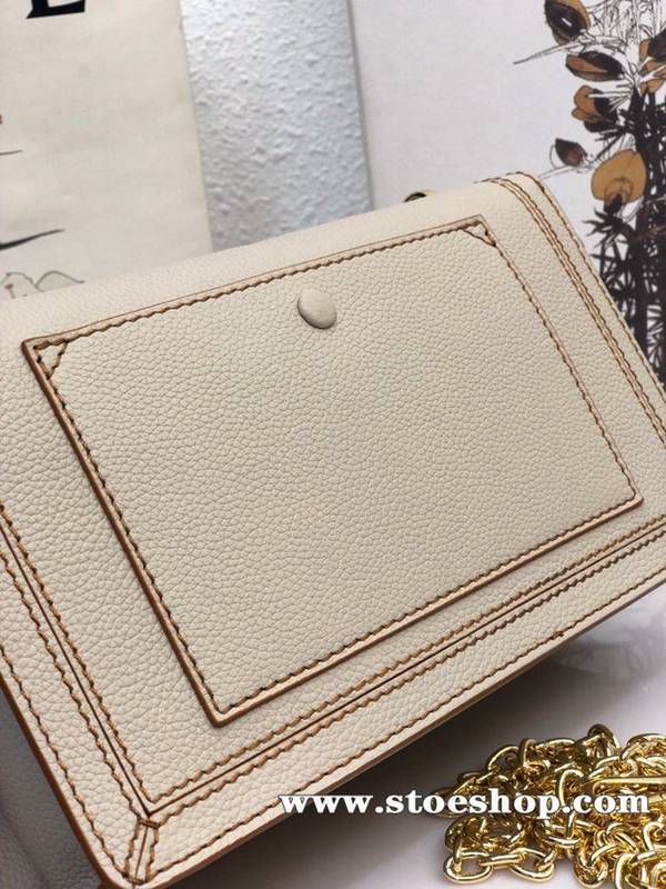 高仿名牌包LOEWEBarcelona bag 砂白柔軟珠地小牛皮搭配經典撞色小牛皮blpj13034 3 高仿名牌包LOEWEBarcelona bag 砂白柔軟珠地小牛皮搭配經典撞色小牛皮blpj13034