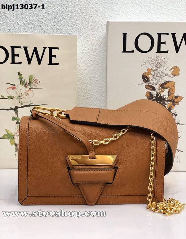 高仿包LOEWEBarcelona bag棕色柔軟珠地小牛皮搭配經典撞色小牛皮blpj13037 1 高仿包LOEWEBarcelona bag棕色柔軟珠地小牛皮搭配經典撞色小牛皮blpj13037