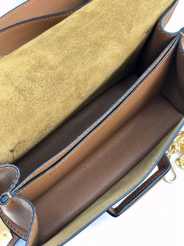 高仿包LOEWEBarcelona bag棕色柔軟珠地小牛皮搭配經典撞色小牛皮blpj13037 7 高仿包LOEWEBarcelona bag棕色柔軟珠地小牛皮搭配經典撞色小牛皮blpj13037